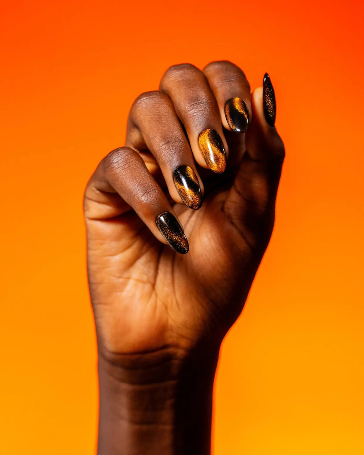 Entity One Color Couture Gel Polish "Change Of S-Pace", Pink to Orange Two-Tone, 15mL | .5 oz - Halo Cat-Eye Effect