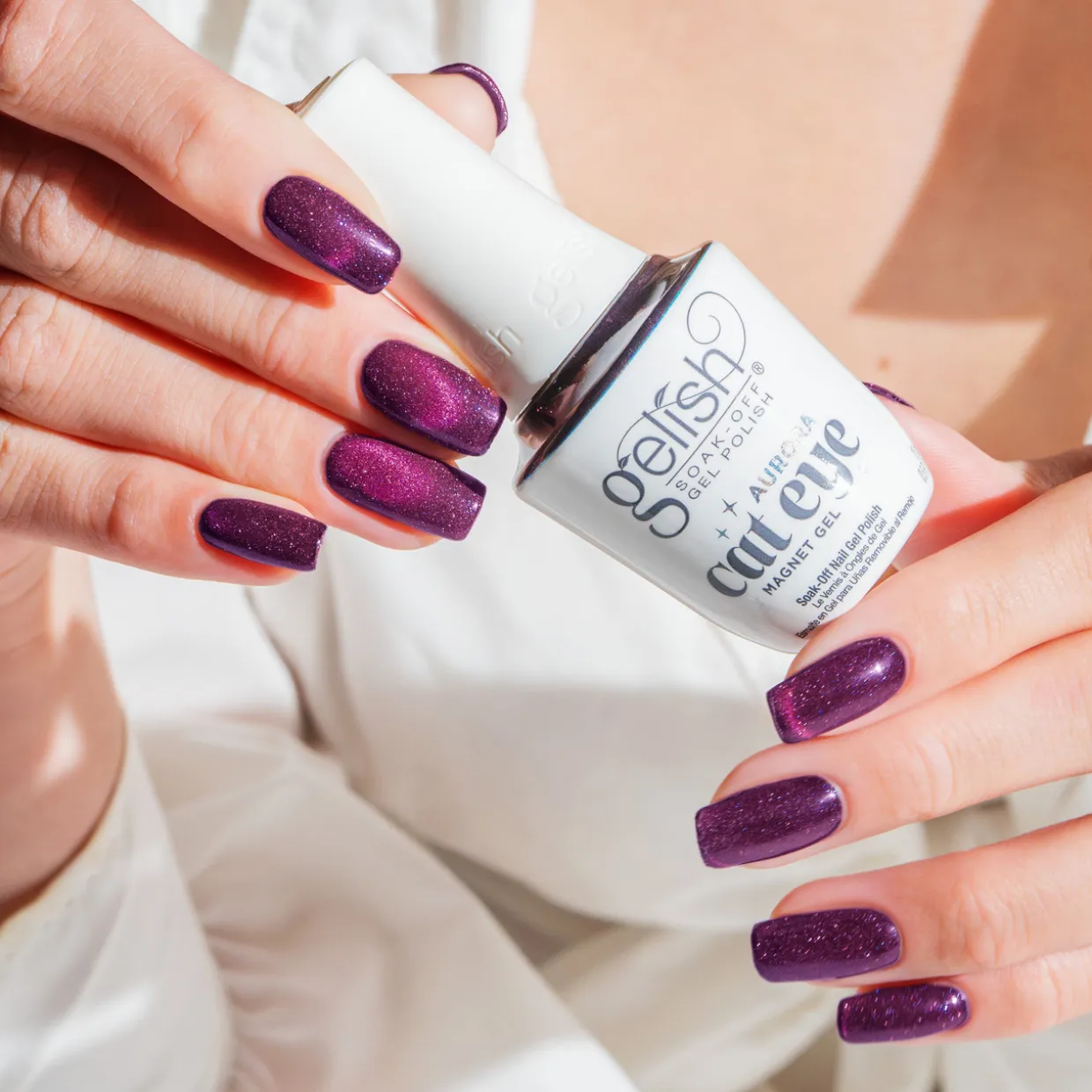 Gelish Aurora Cat Eye Magnetic Soak-Off Gel Polish "Sky On Fire", Pink Swirl Effect, 15 mL | .5fl oz - 1110564