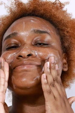 Ms. Moo™ Let It Glow Face Wash, 120ml